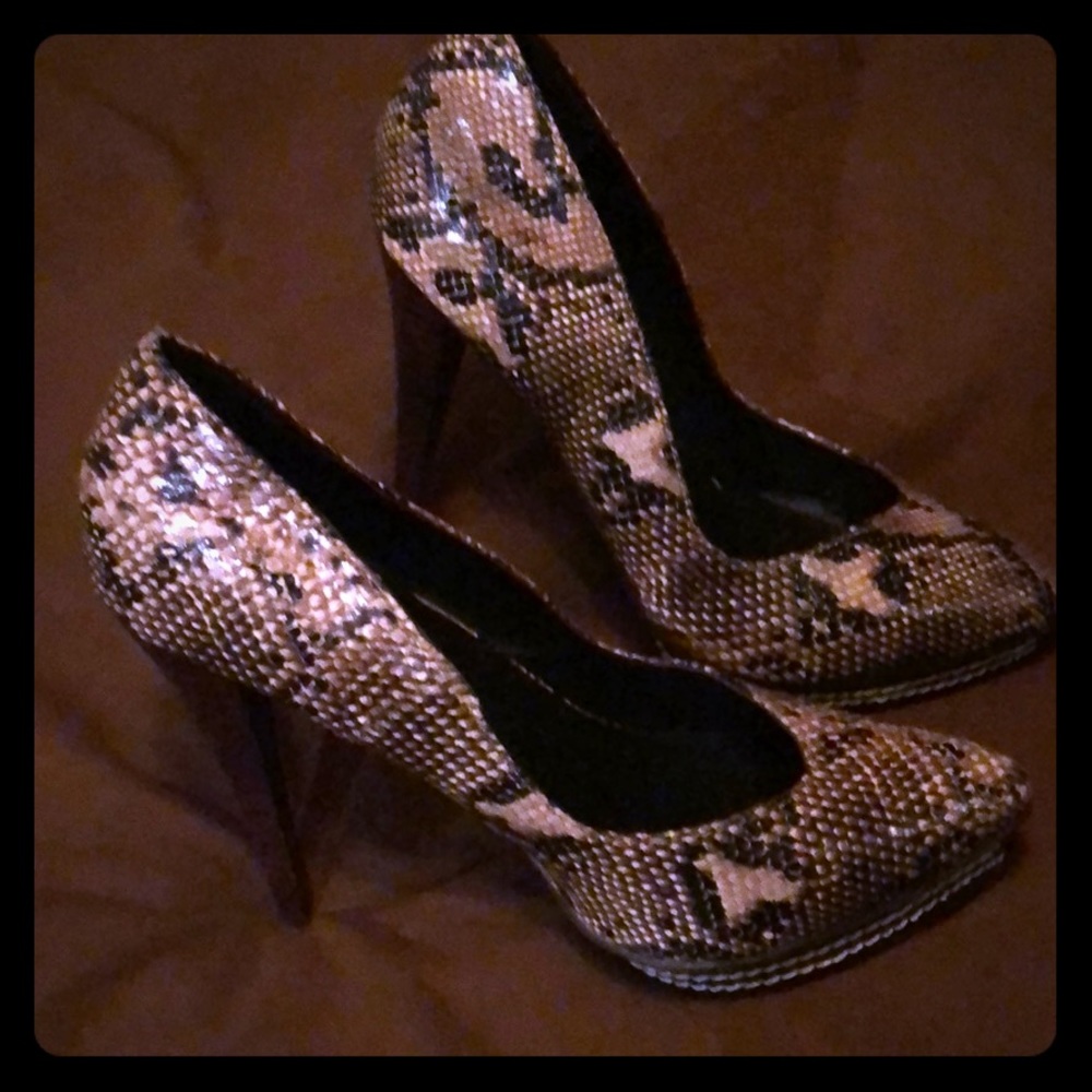 Dress Pumps